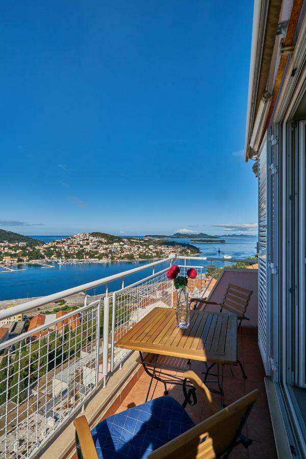 Lucy'S View Apartment Dubrovnik Exterior photo